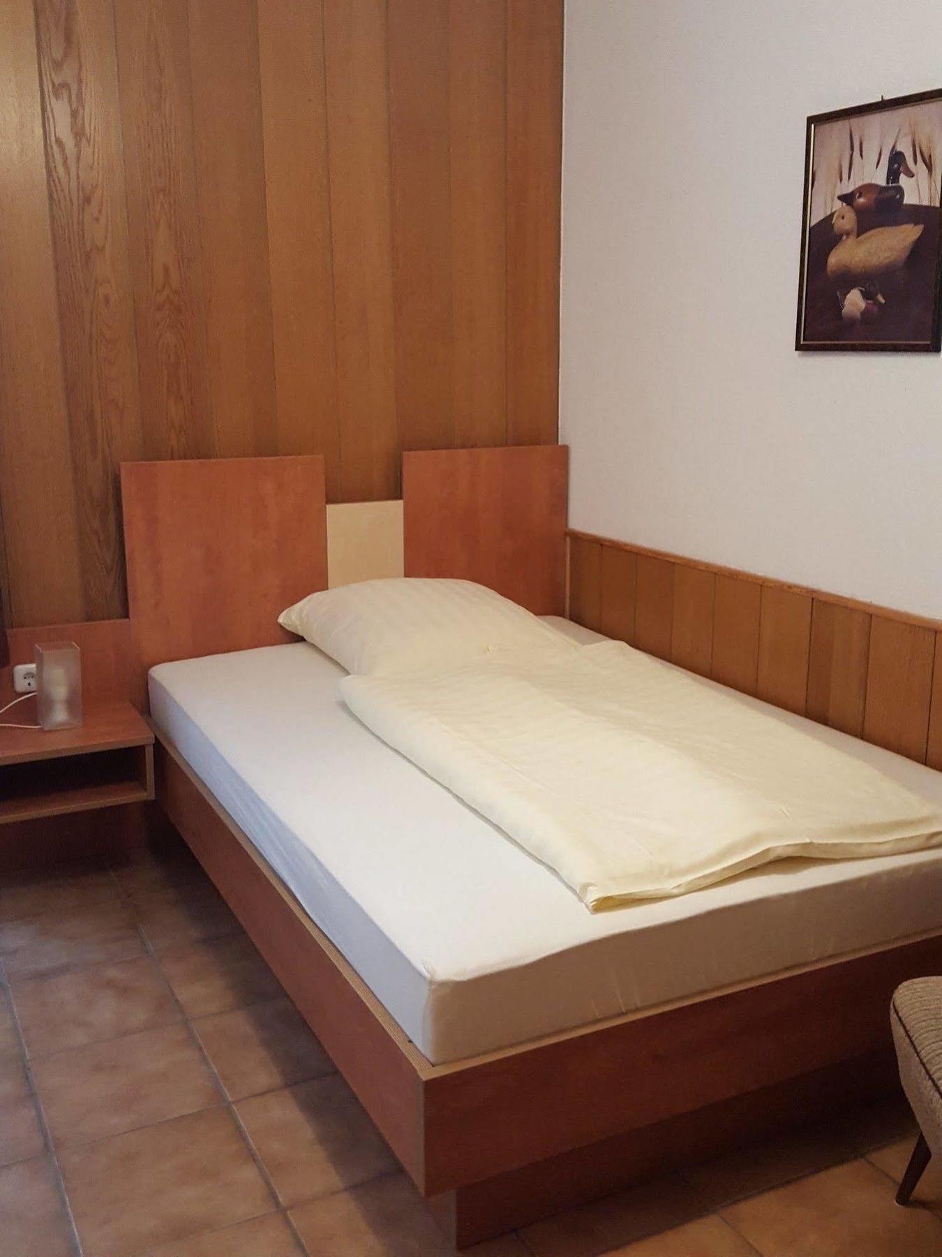 Waldhotel Zur Holzmuhle Eldagsen Luaran gambar